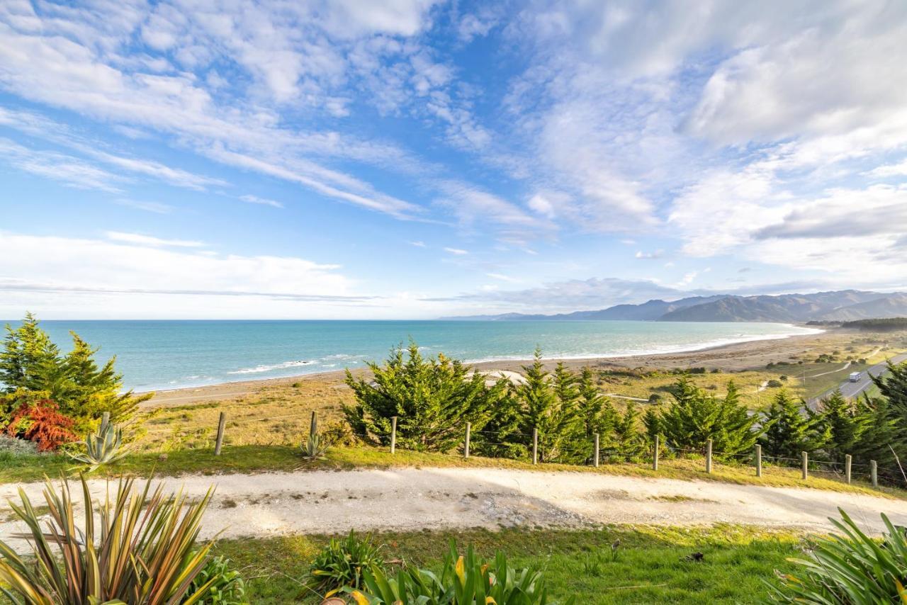 Ocean & Mountain Views - Kaikoura Villa Exterior photo
